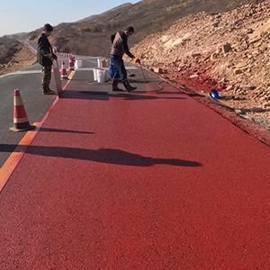 十堰一是彩钢瓦喷漆翻新，地面喷涂